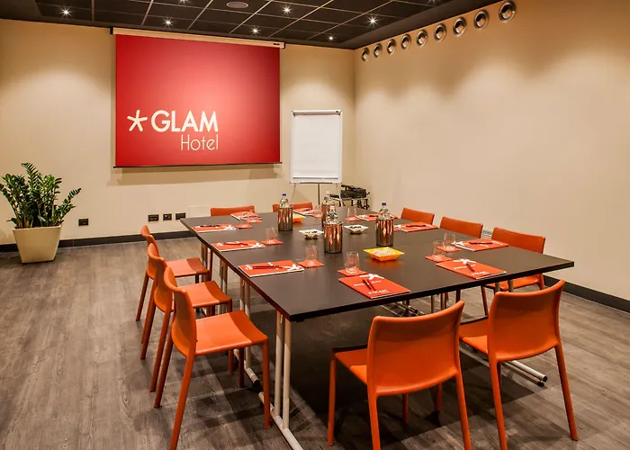 Hotel Glam 4*