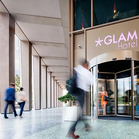 Ξενοδοχείο Glam 4*